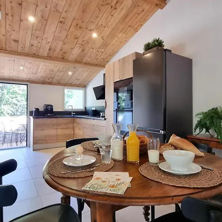 Climatisé Avec Terrasse - 4 Pers. - Fr-1-496-423